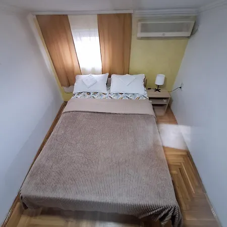 Rooms3 בית אירוח *